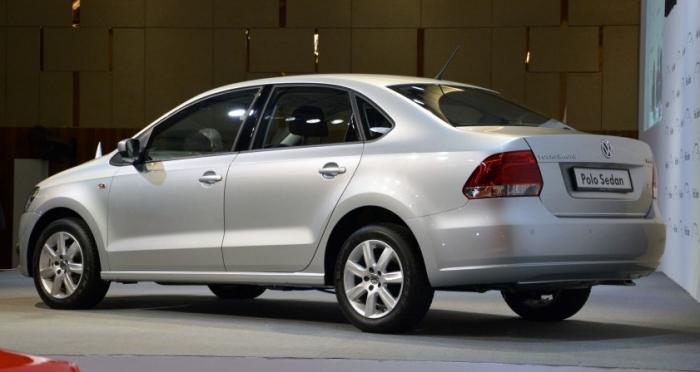 Novo 2014 Volkswagen Polo range (sedan) - especificações e design de novos itens