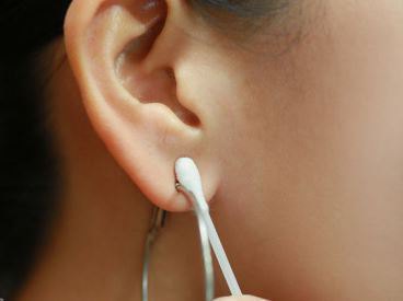 Como perfurar corretamente as orelhas: recomendações práticas e métodos