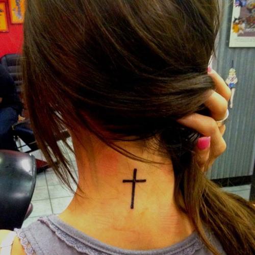 Tatuagem do pescoço para meninas