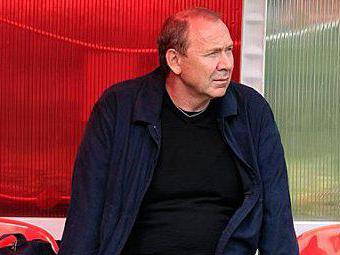 Oleg Romantsev - futebolista e treinador famosos